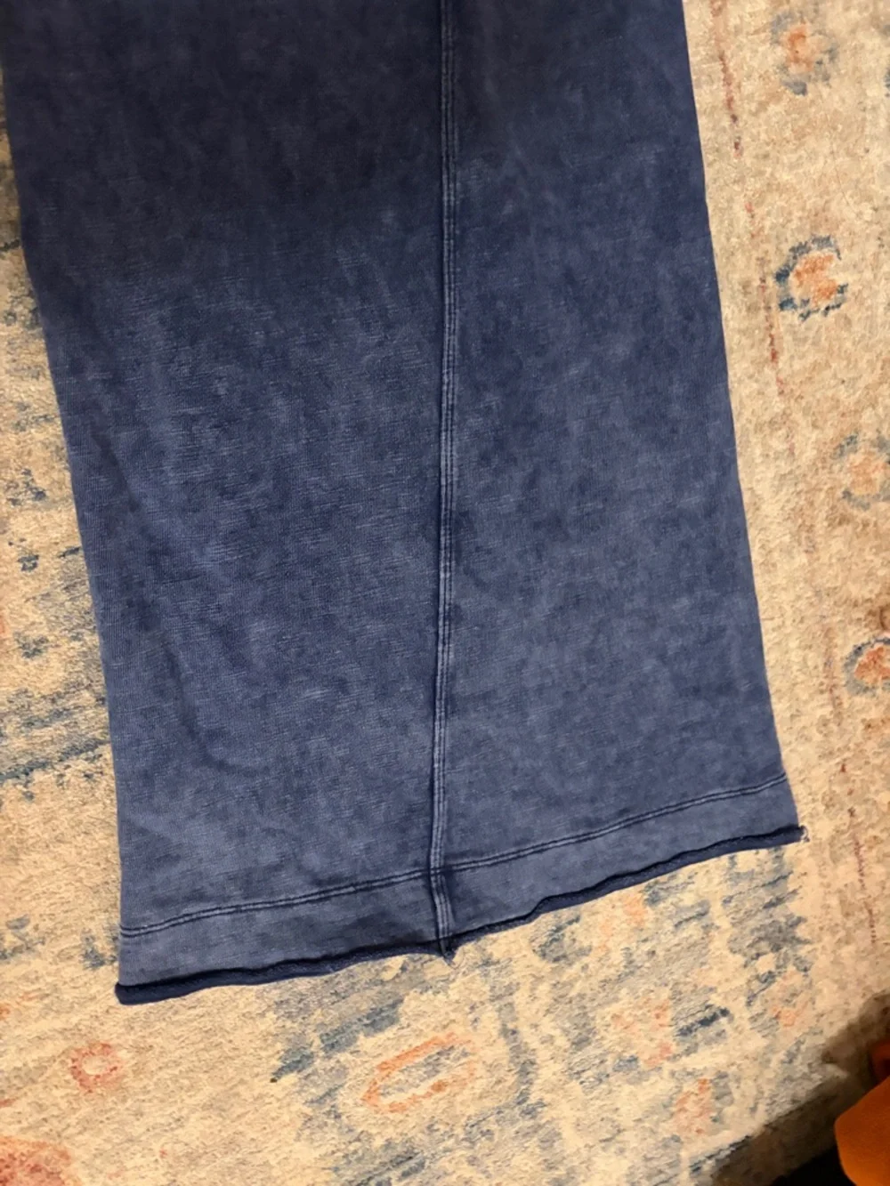 Wide-Leg Navy Sleeveless Jumpsuit with V-Neck - Picture 5 of 6